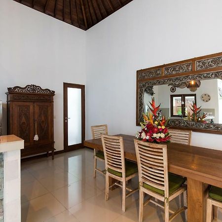 Villa Kamboja Five سمينياك المظهر الخارجي الصورة